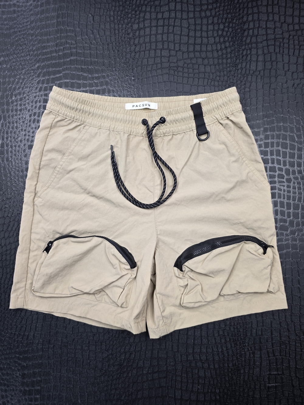 PacSun Utility Cargo Shorts Size Small - Tan / Khaki